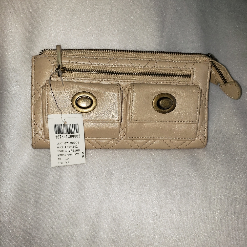 NWT Arden B Tan Quilted Wristlet Wallet